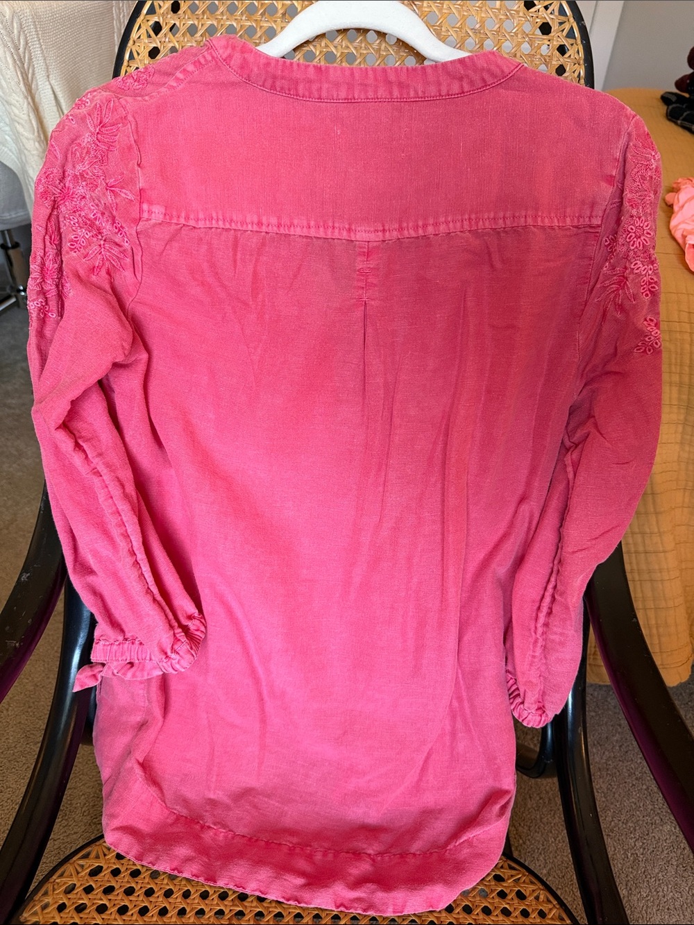 Vineyard Vines Rose Pink Embroidered V-Notch Tunic - Picture 5 of 5